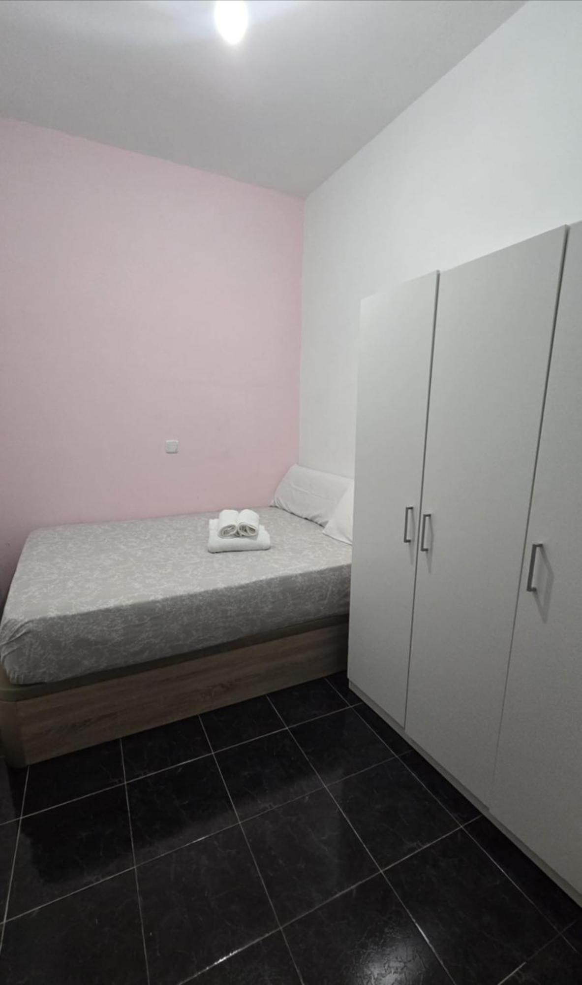 Apartamento Funcaral Santa Brigida Madrid Exterior foto